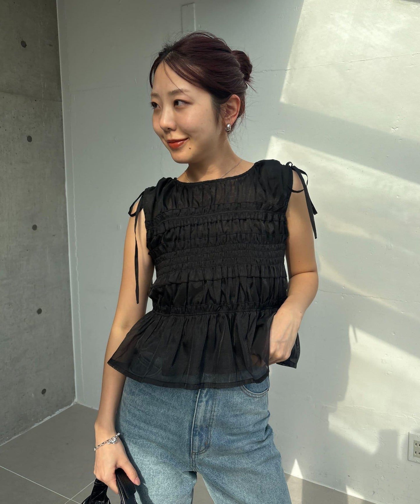全方位修身歐根紗荷葉擺女襯衫