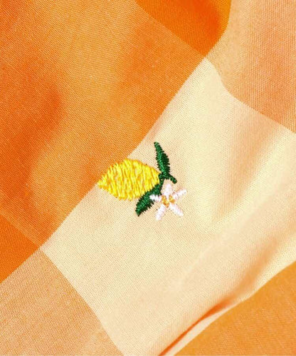 リンク 拼色刺繡休閒短褲
