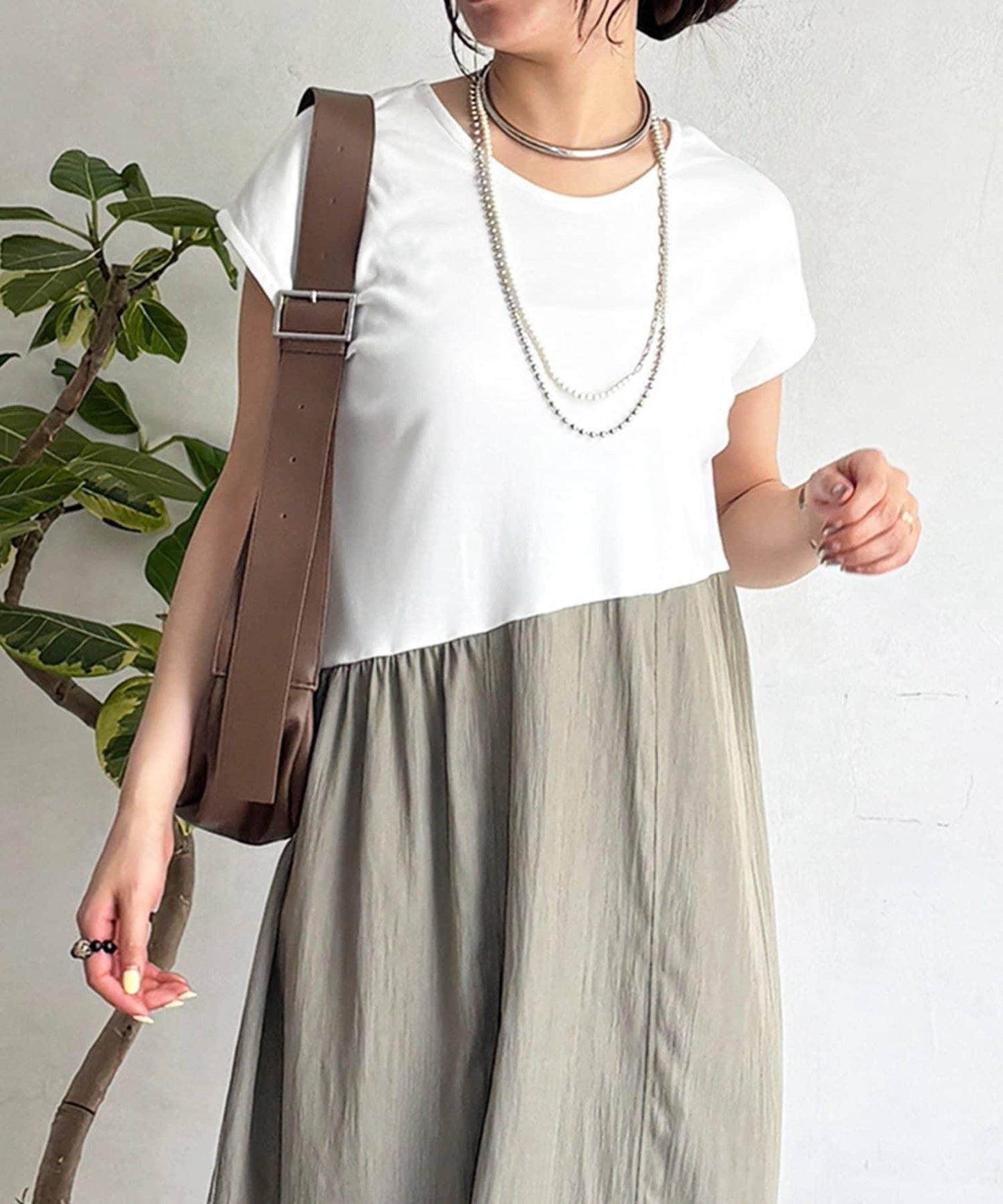 短袖拼接連衣裙