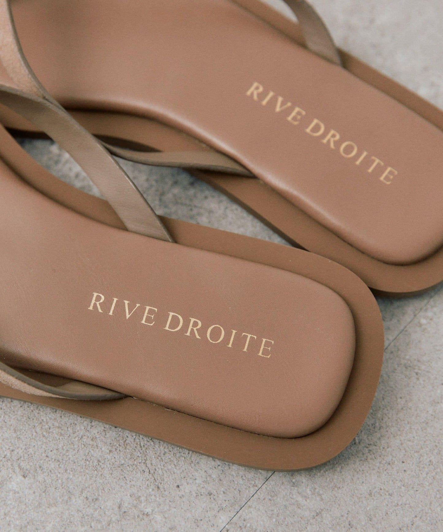 RIVE DROITE 方頭夾趾拼色涼鞋