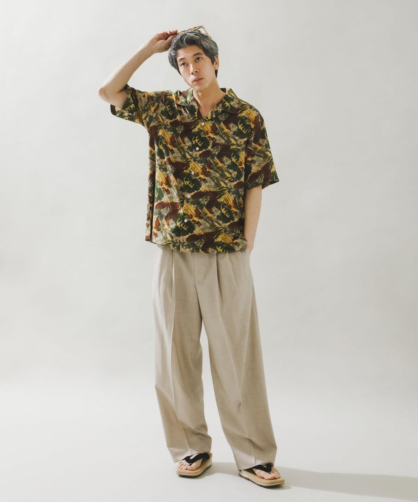 聯名 YLEVE×URBAN RESEARCH S120'S WOOL 3TACK PANTS