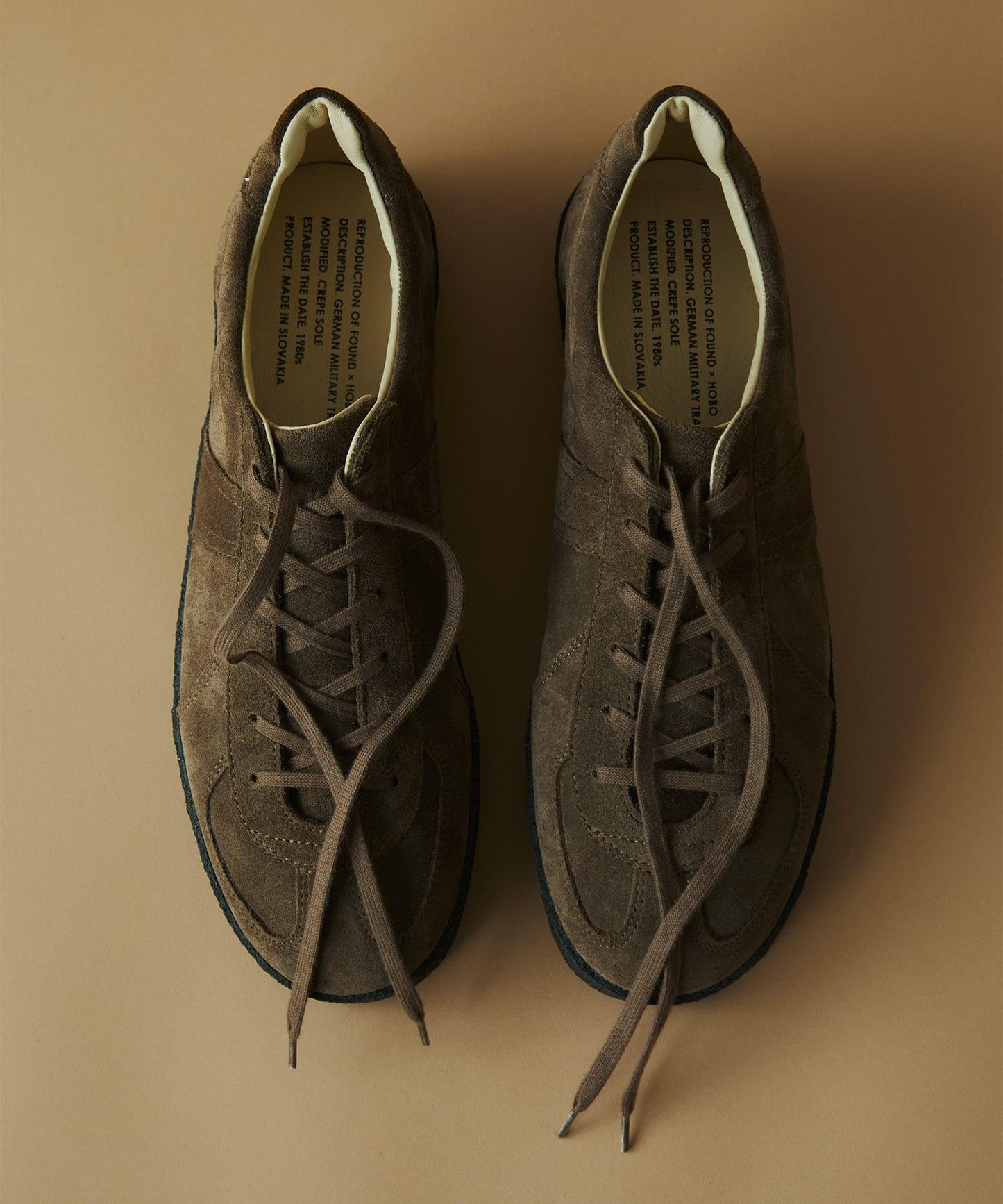 HOBO GERMAN TRAINER COW SUEDE by REPRODUCTION OF FOUND 休閒鞋