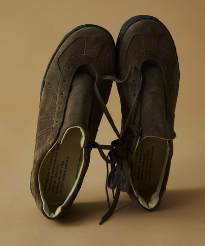 HOBO GERMAN TRAINER COW SUEDE by REPRODUCTION OF FOUND 休閒鞋