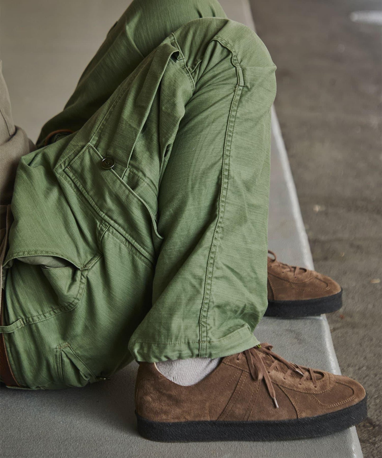 HOBO GERMAN TRAINER COW SUEDE by REPRODUCTION OF FOUND 休閒鞋