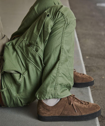 HOBO GERMAN TRAINER COW SUEDE by REPRODUCTION OF FOUND 休閒鞋