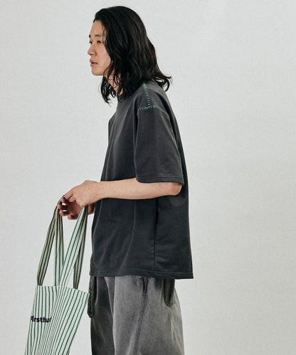 ボックスシルエット 配色ステッチ クルーネック Tシャツ