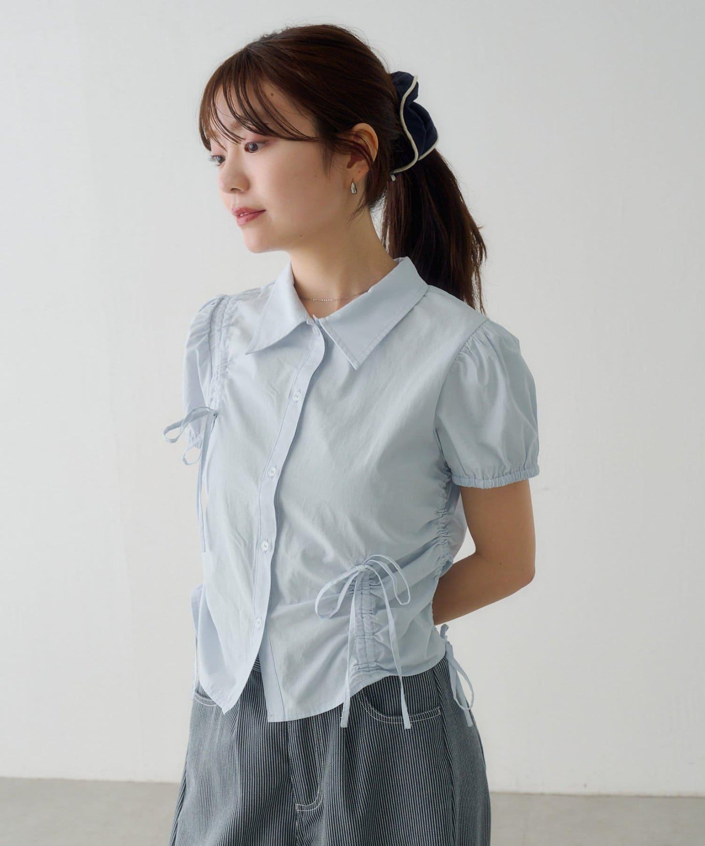 蓬鬆蝴蝶結襯衫