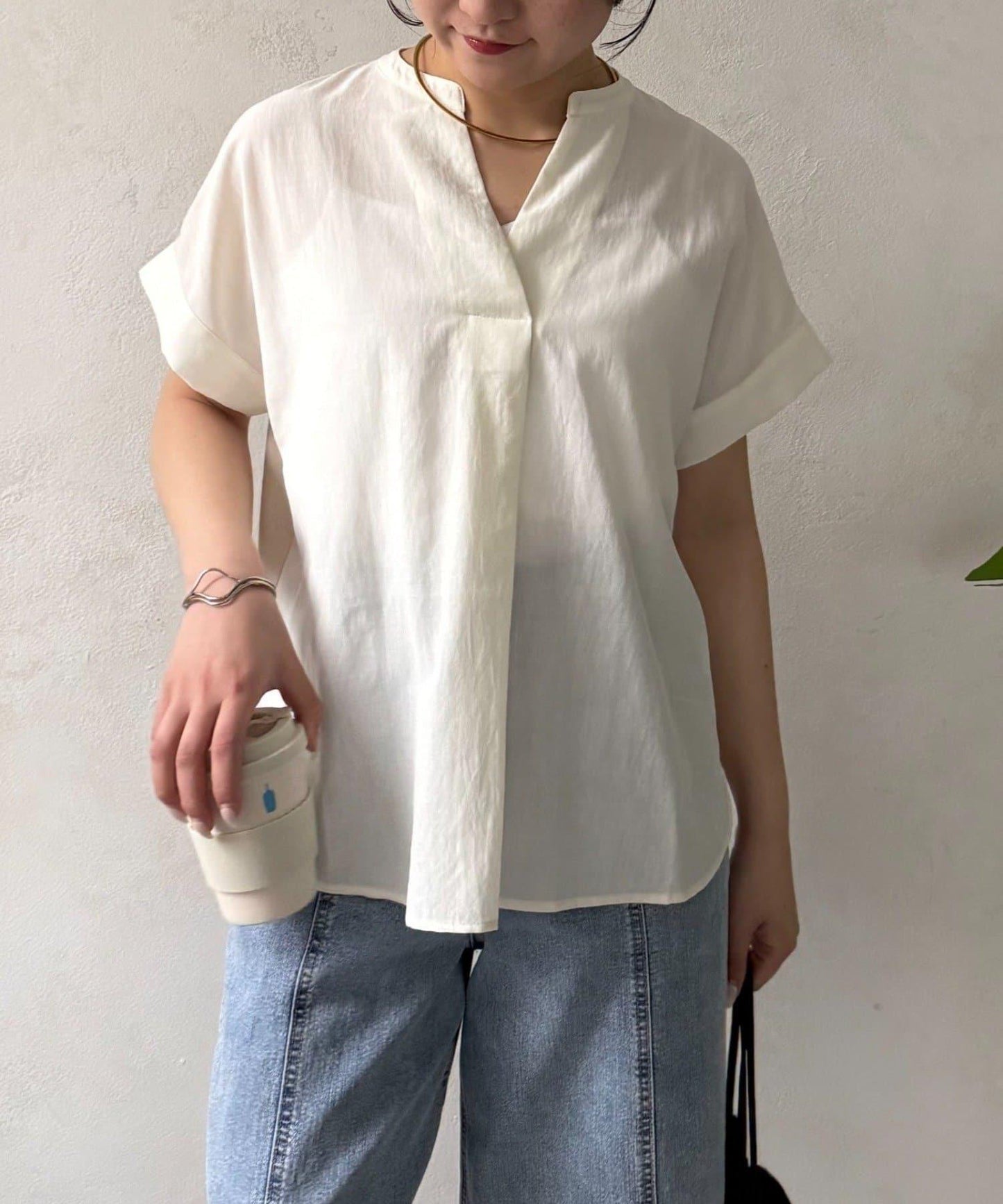 前褶透紗設計襯衫