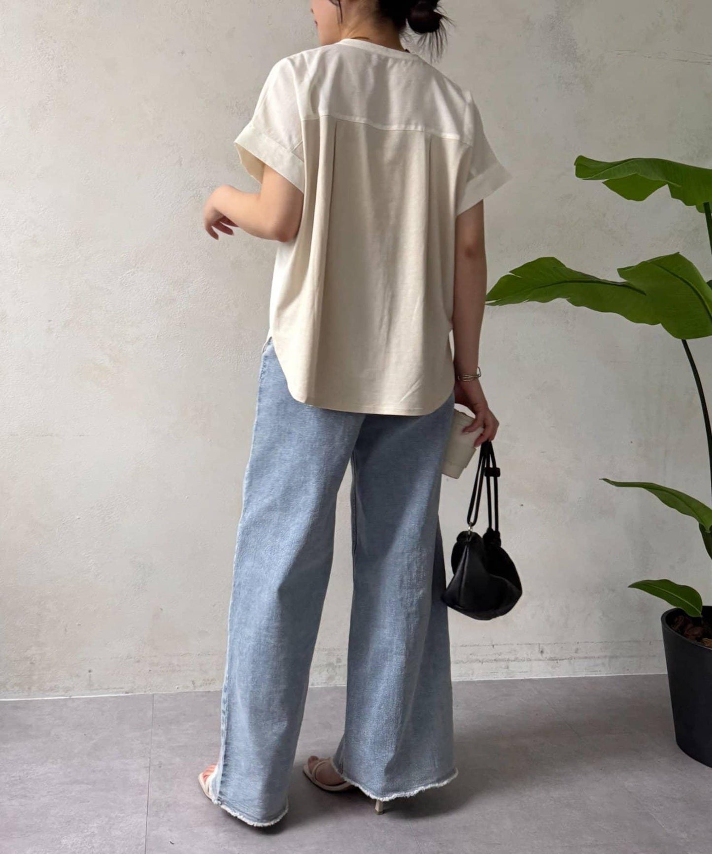 前褶透紗設計襯衫