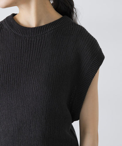 COTTON NO-SLEEVE KNIT 無袖針織上衣