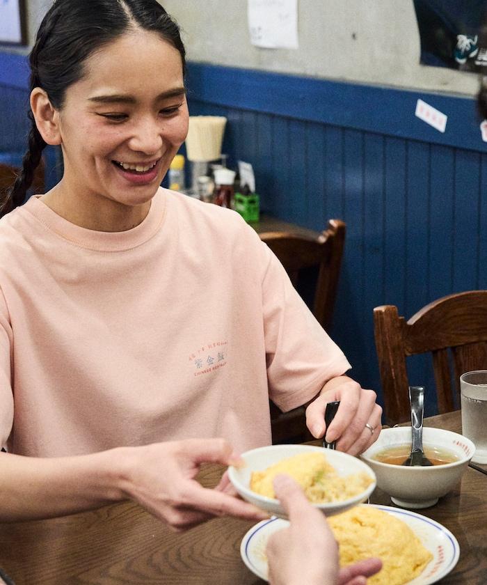 紫金飯店×FREAK'S STORE  背面印花 圓領T恤
