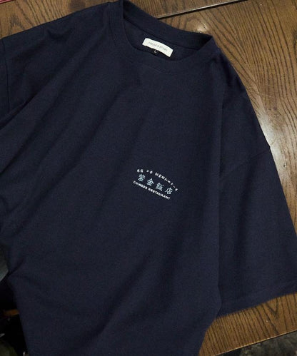 紫金飯店×FREAK'S STORE  背面印花 圓領T恤