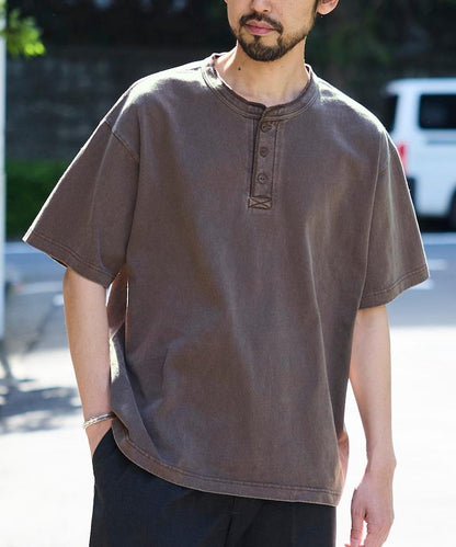 HEAVY WEIGHT/ヘビーウェイト 顏料染色 短袖 Henley neck 10.5オンス T恤