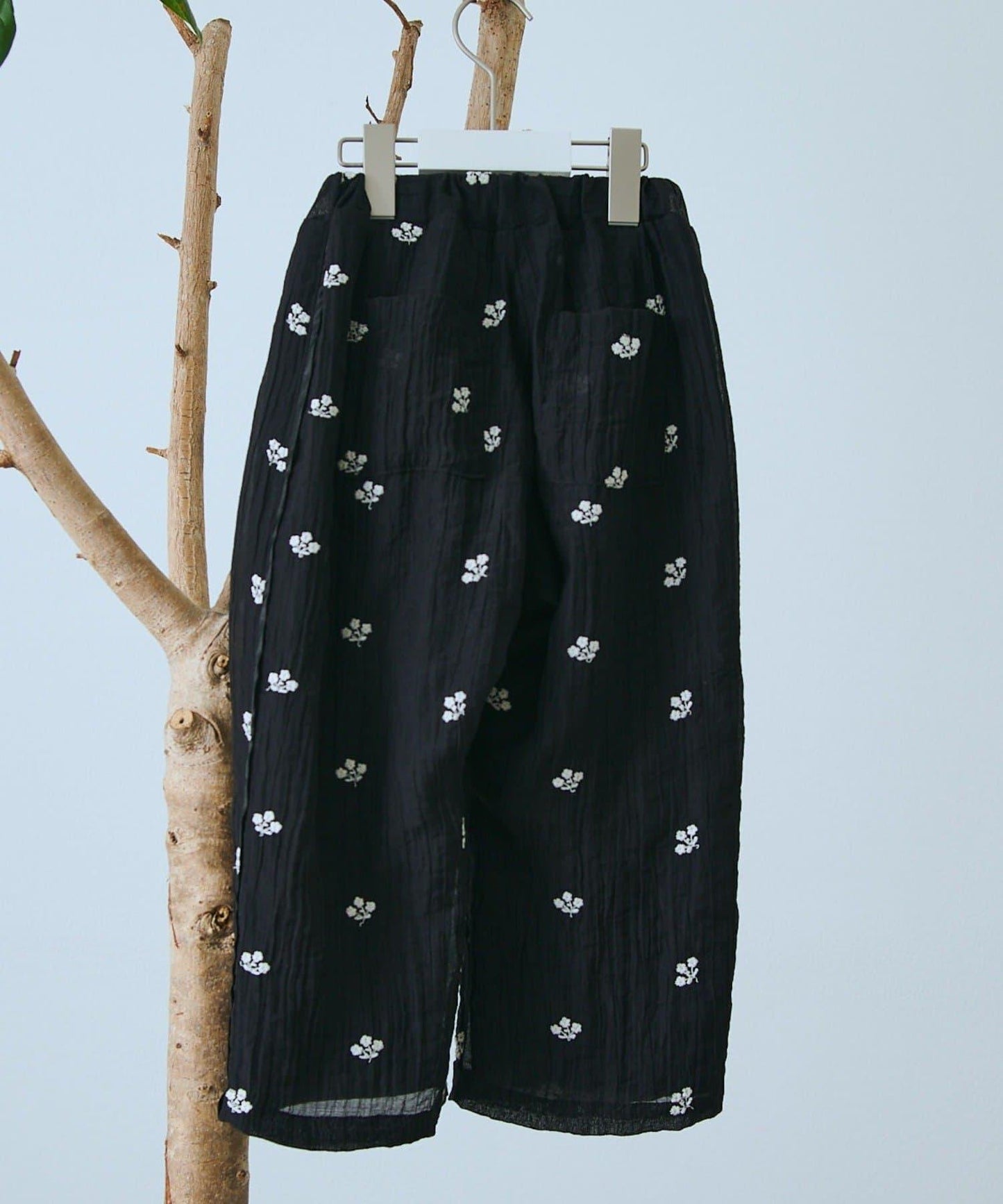 花朵刺繡滾邊 兒童褲子