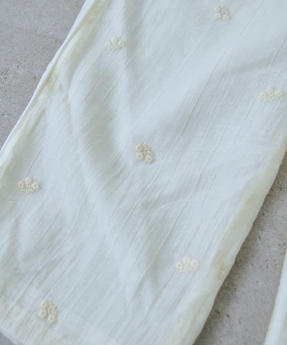 花朵刺繡滾邊 兒童褲子