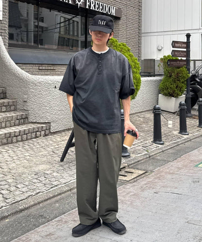 UNISEX 噴染工藝 亨利領 TEE T恤