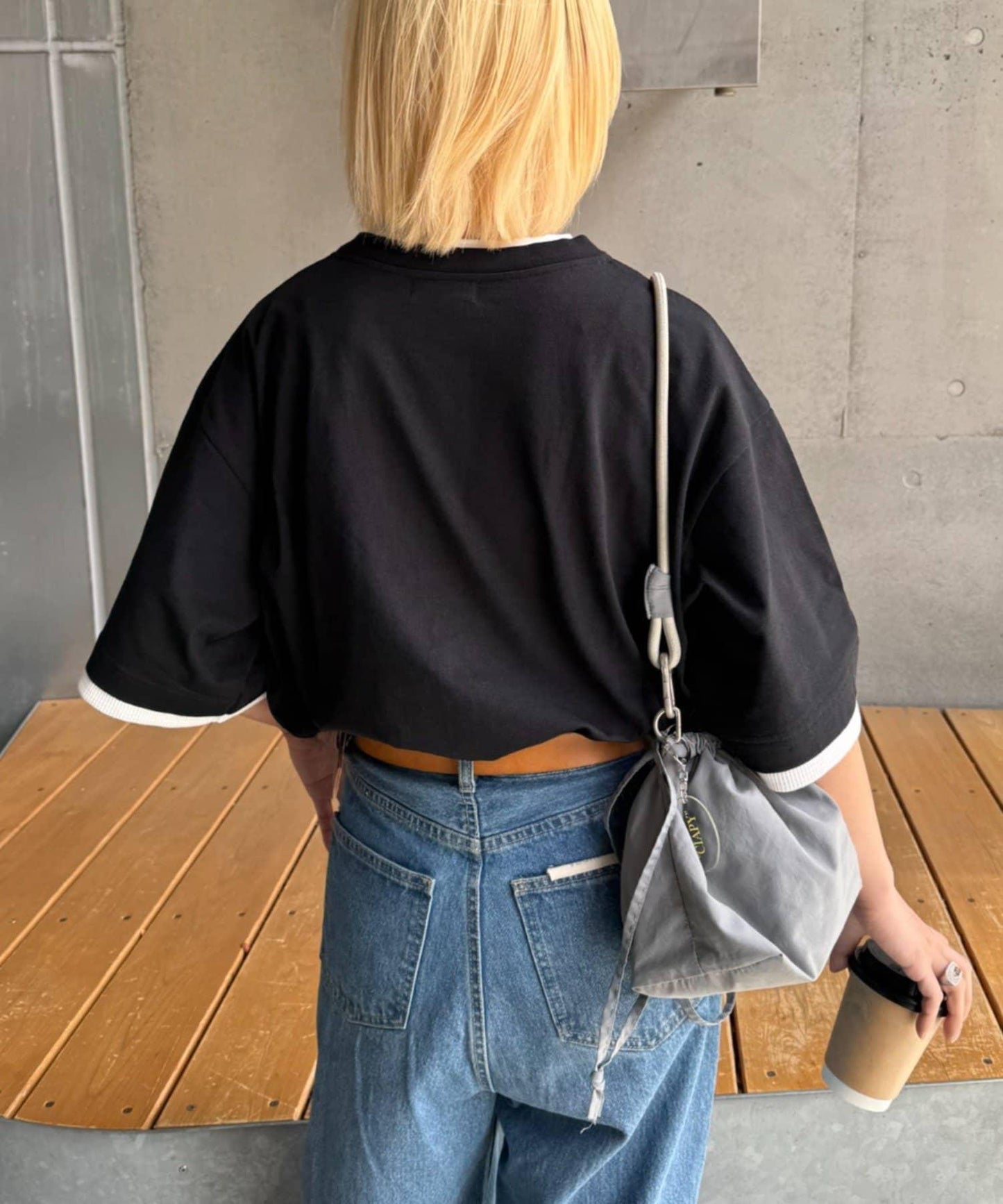 UNISEX 防汗漬 層疊效果亨利領TEE