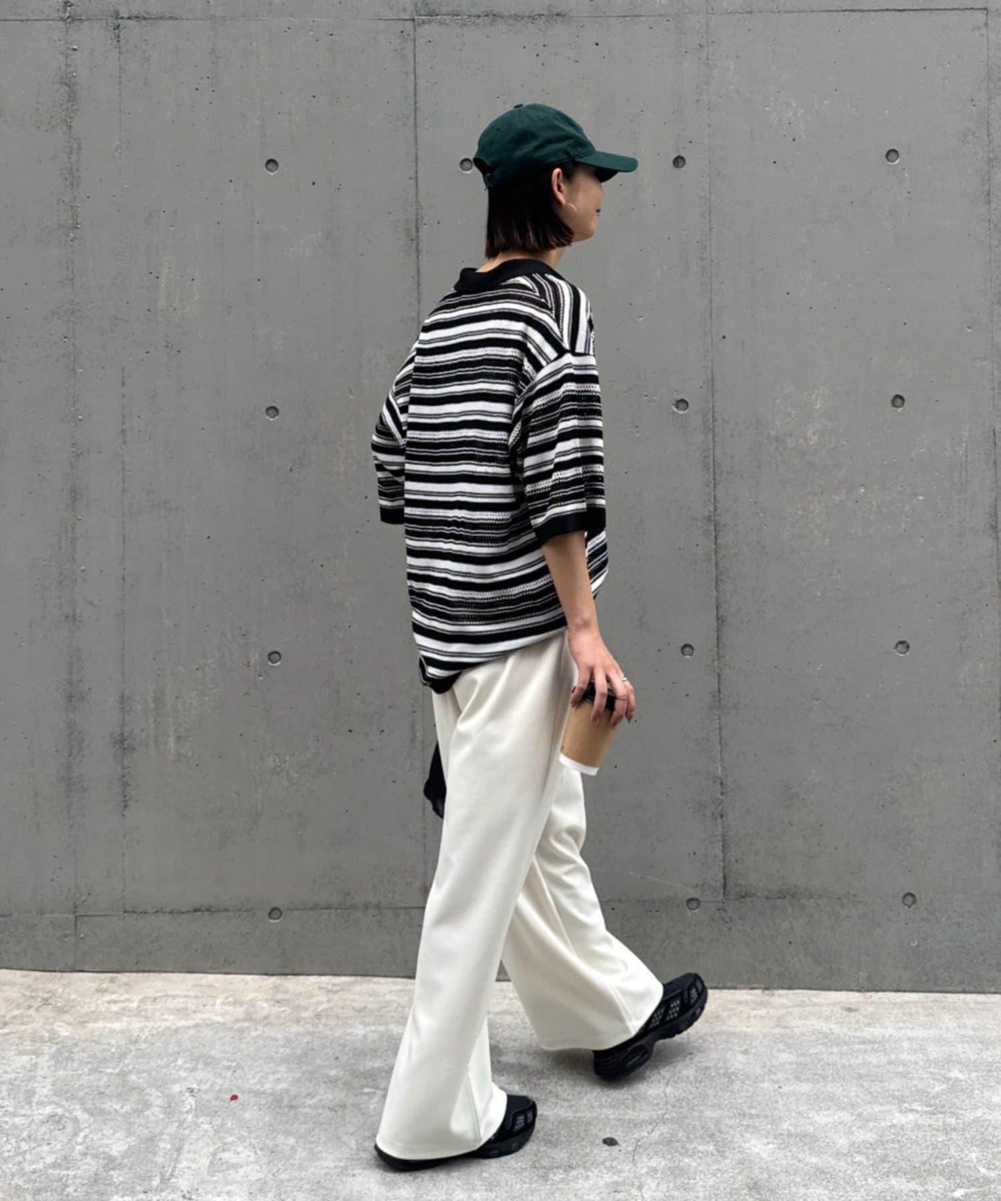 UNISEX 鏤空網眼條紋 半拉鍊 夏季針織 Polo衫