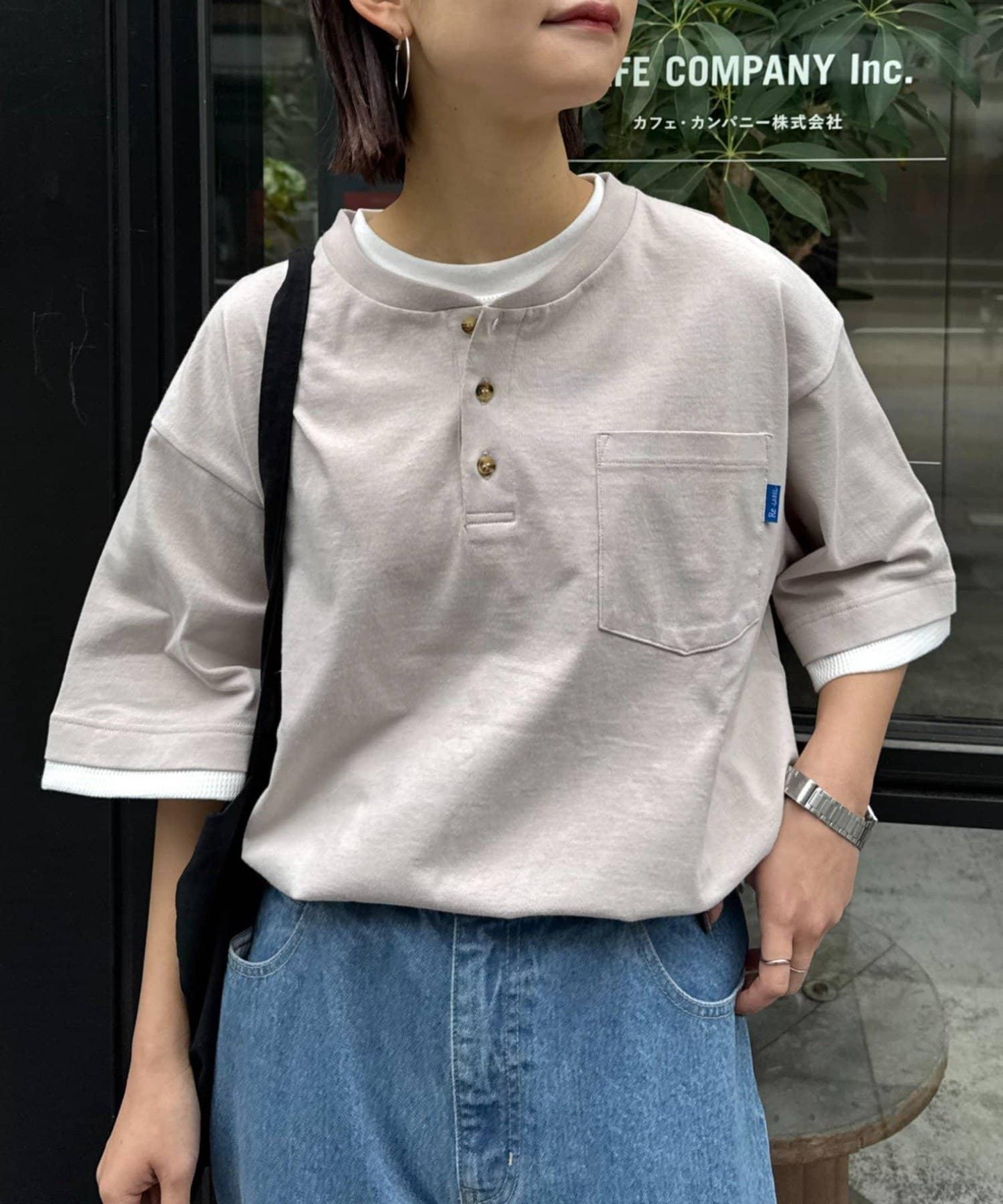 UNISEX 防汗漬 層疊效果亨利領TEE