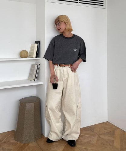 UNISEX 細條紋單點刺繡Logo T恤