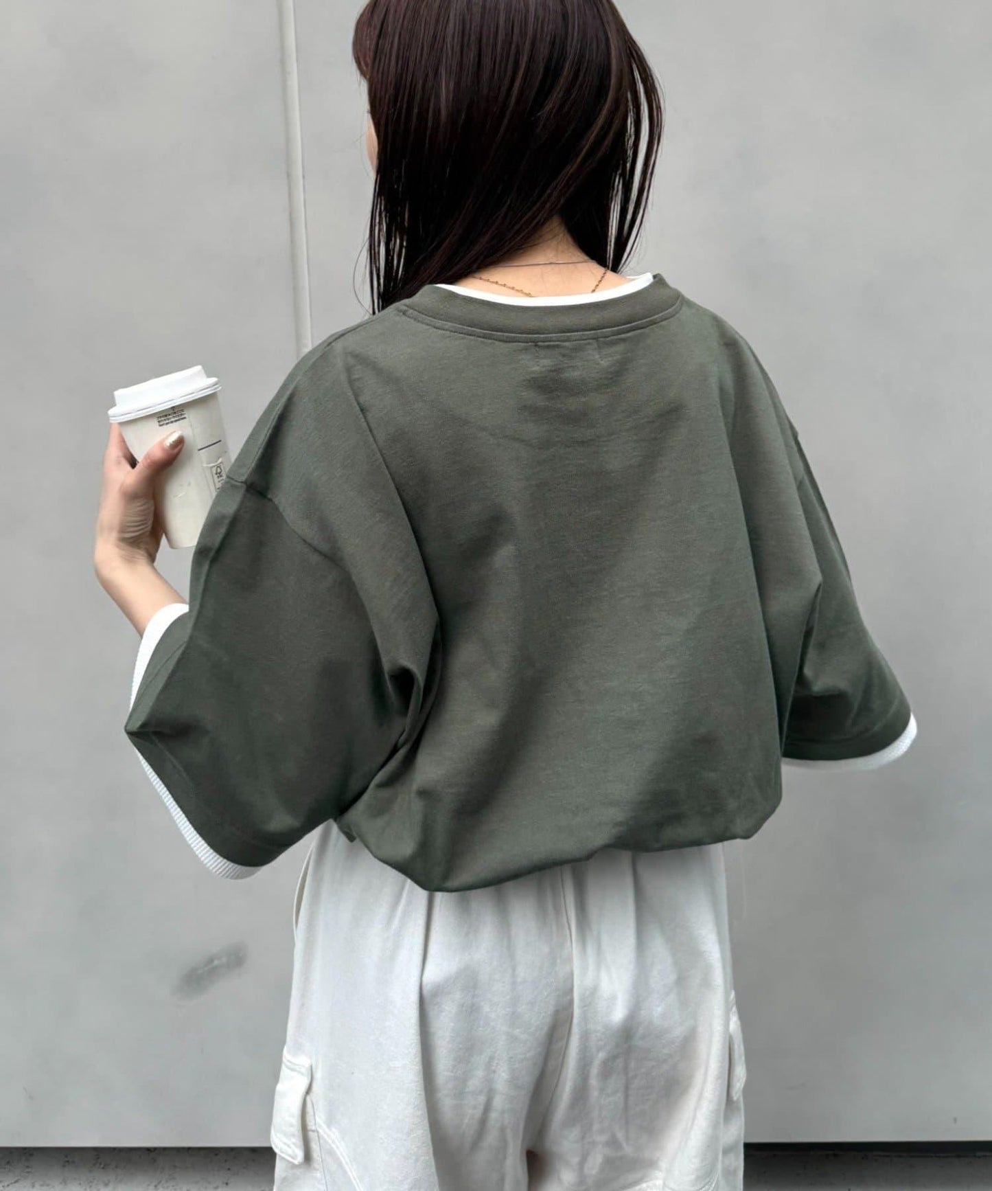 UNISEX 防汗漬 層疊效果亨利領TEE