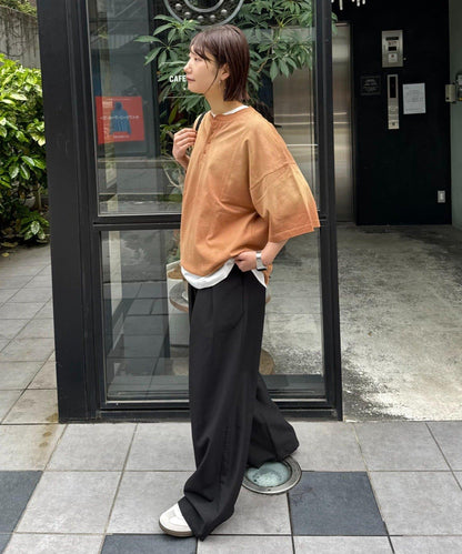 UNISEX 噴染工藝 亨利領 TEE T恤