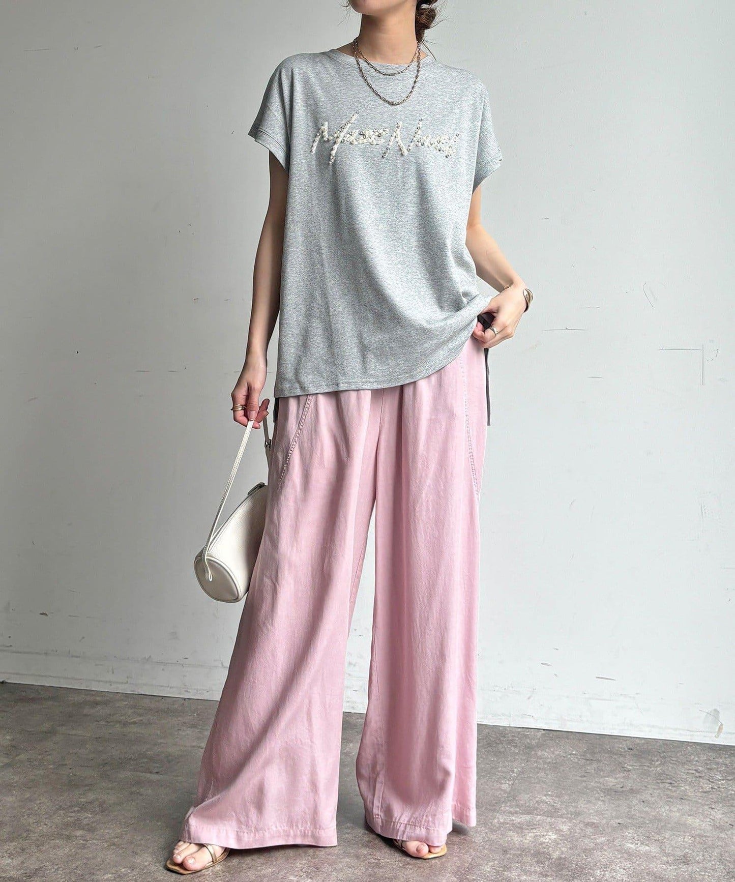 珠飾Logo TEE
