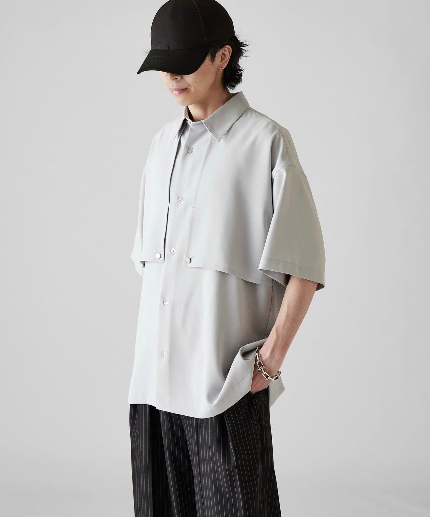 Neucon 短袖寬鬆防風片設計襯衫