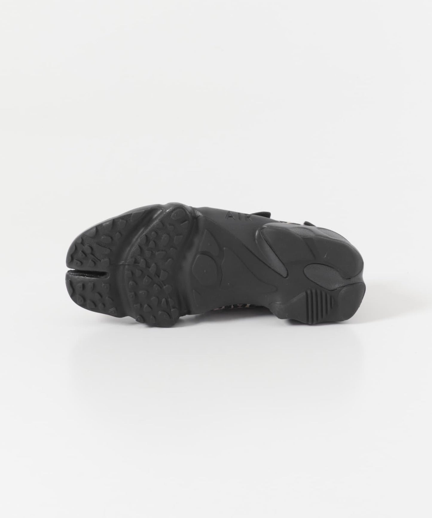 NIKE Air Rift