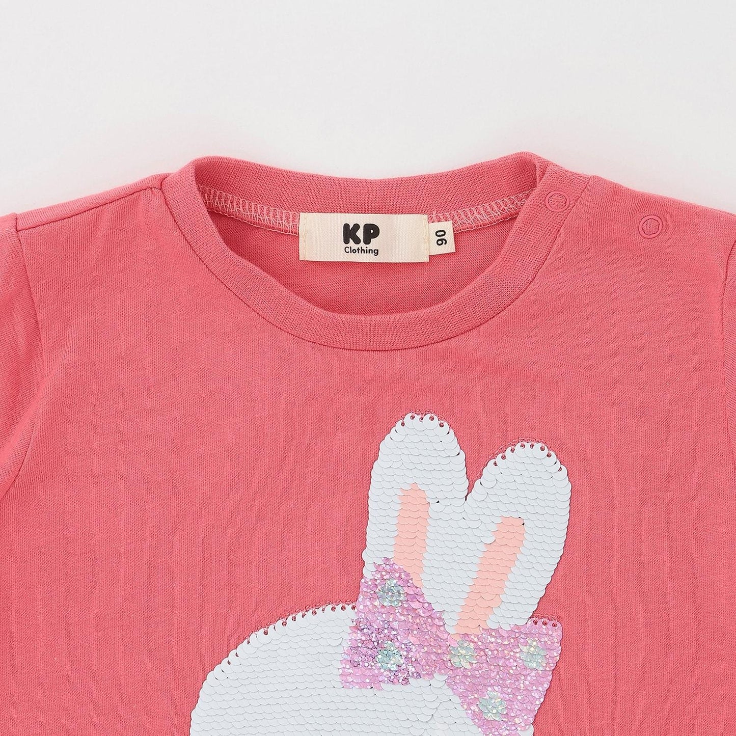 mimiちゃん 亮片刺繡 T恤