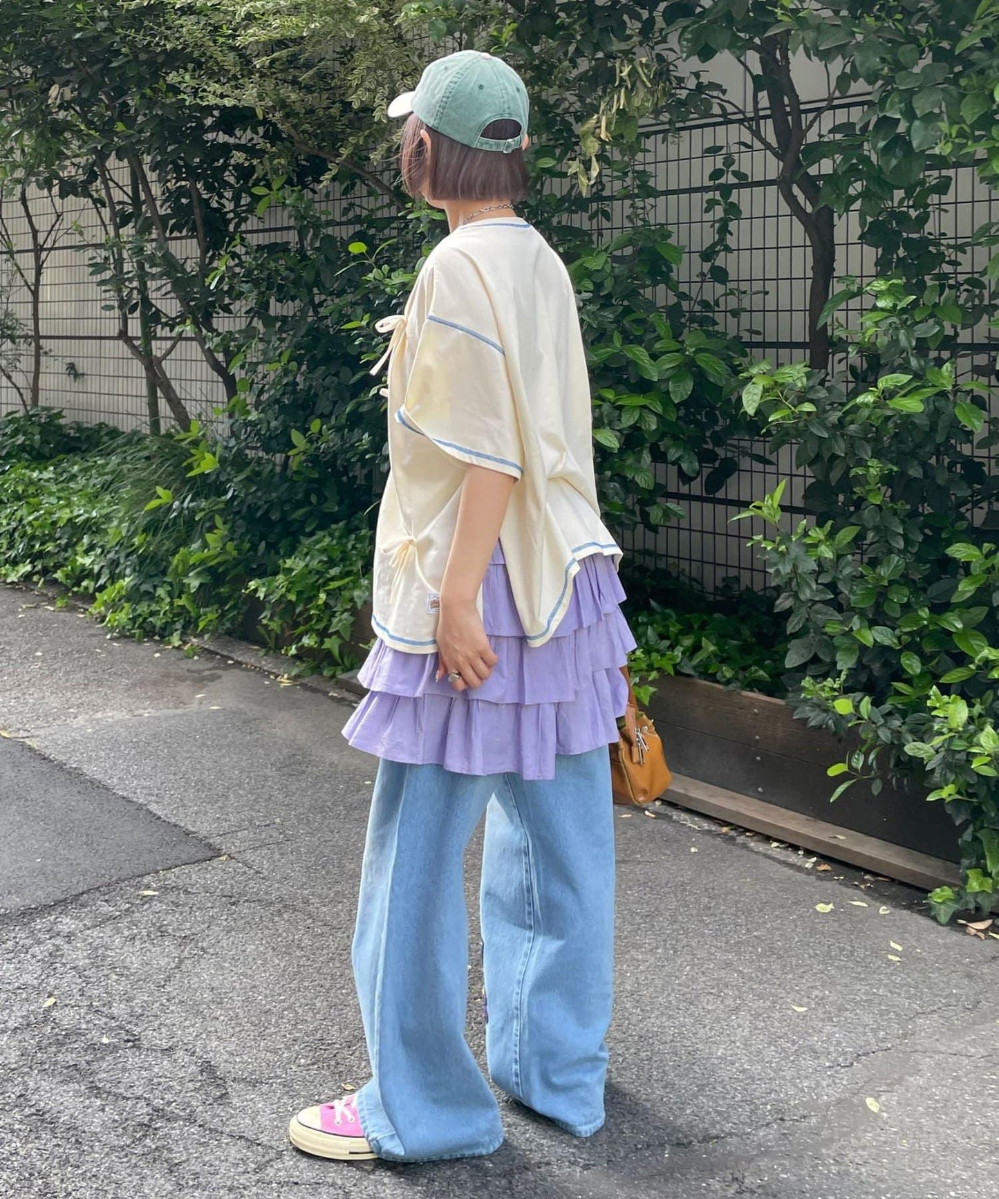 HELLO.SANFRANCISCO 貼章設計 闊腿 牛仔褲
