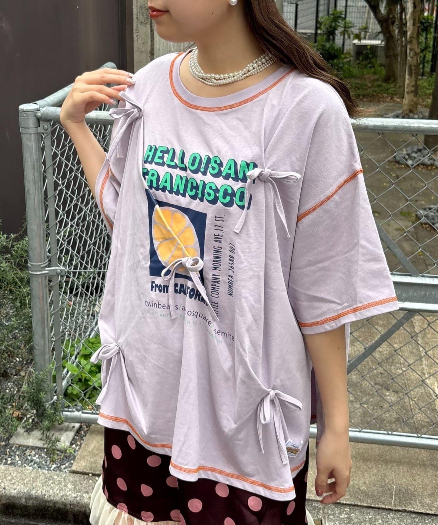 HELLO.SANFRANCISCO/ハローサンフランシスコ 褶襉蝴蝶結印花 短袖T恤