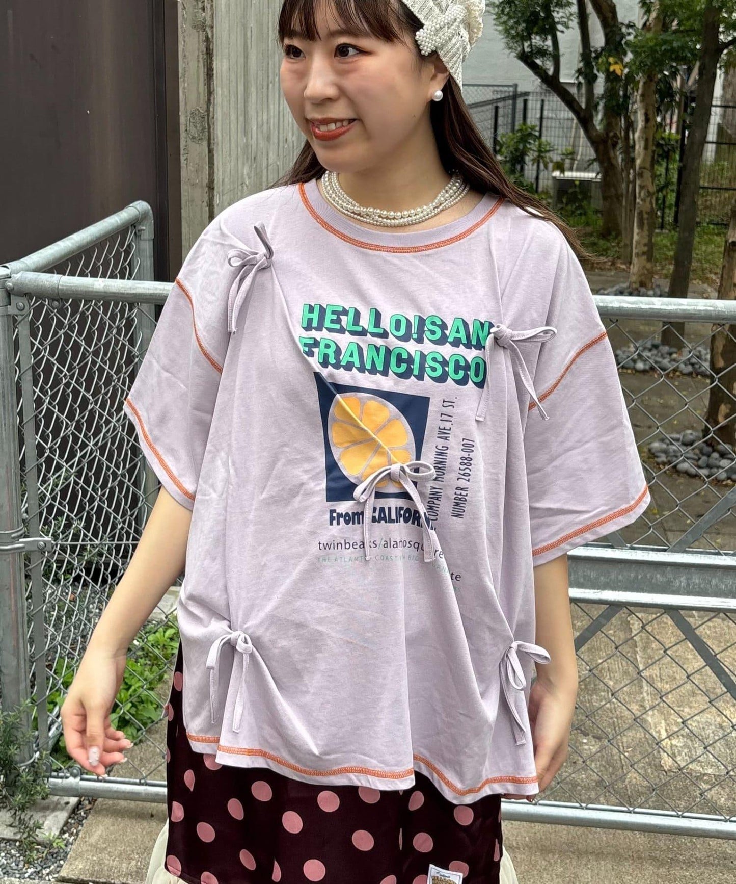HELLO.SANFRANCISCO/ハローサンフランシスコ 褶襉蝴蝶結印花 短袖T恤