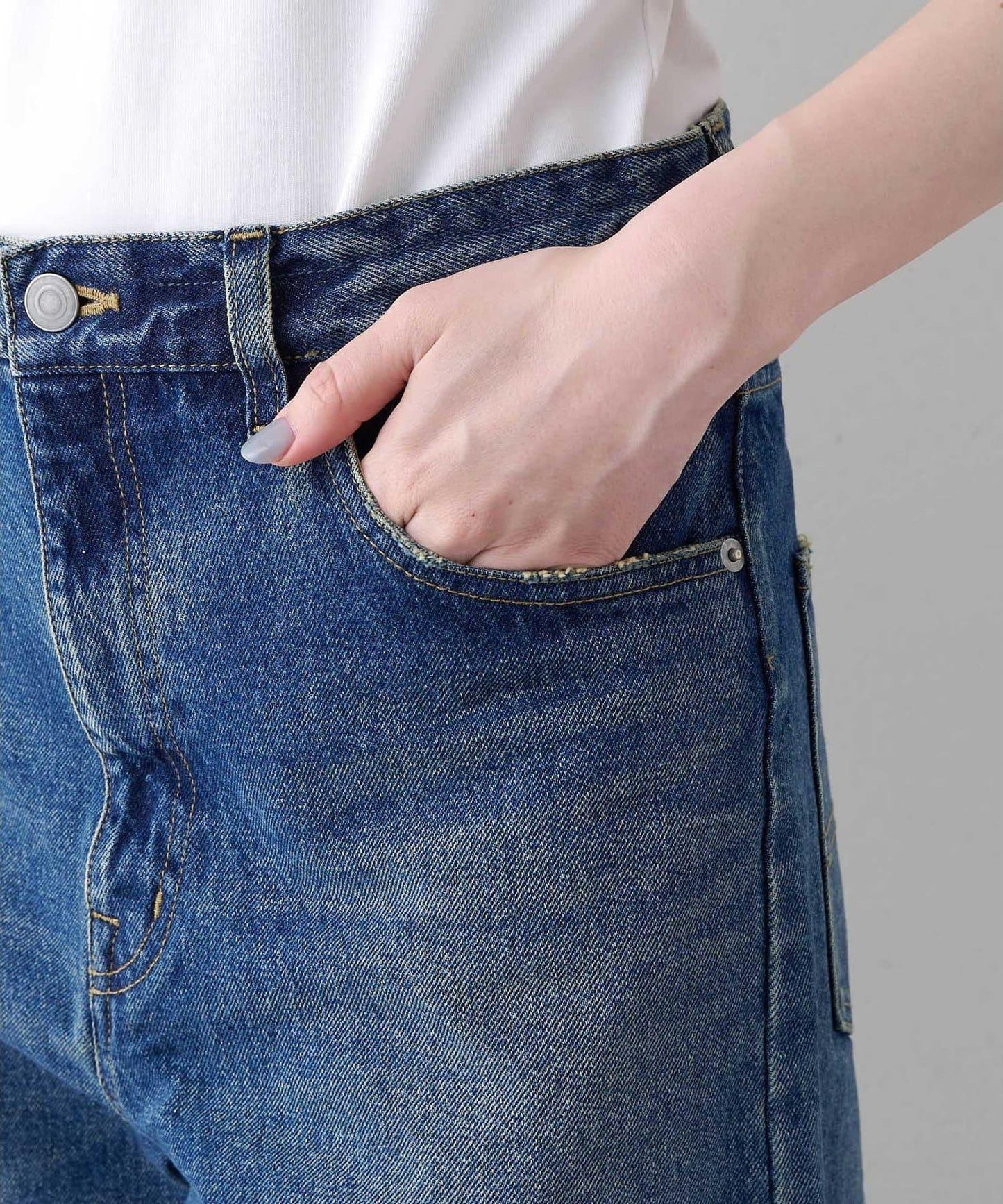直筒 DENIM 褲子