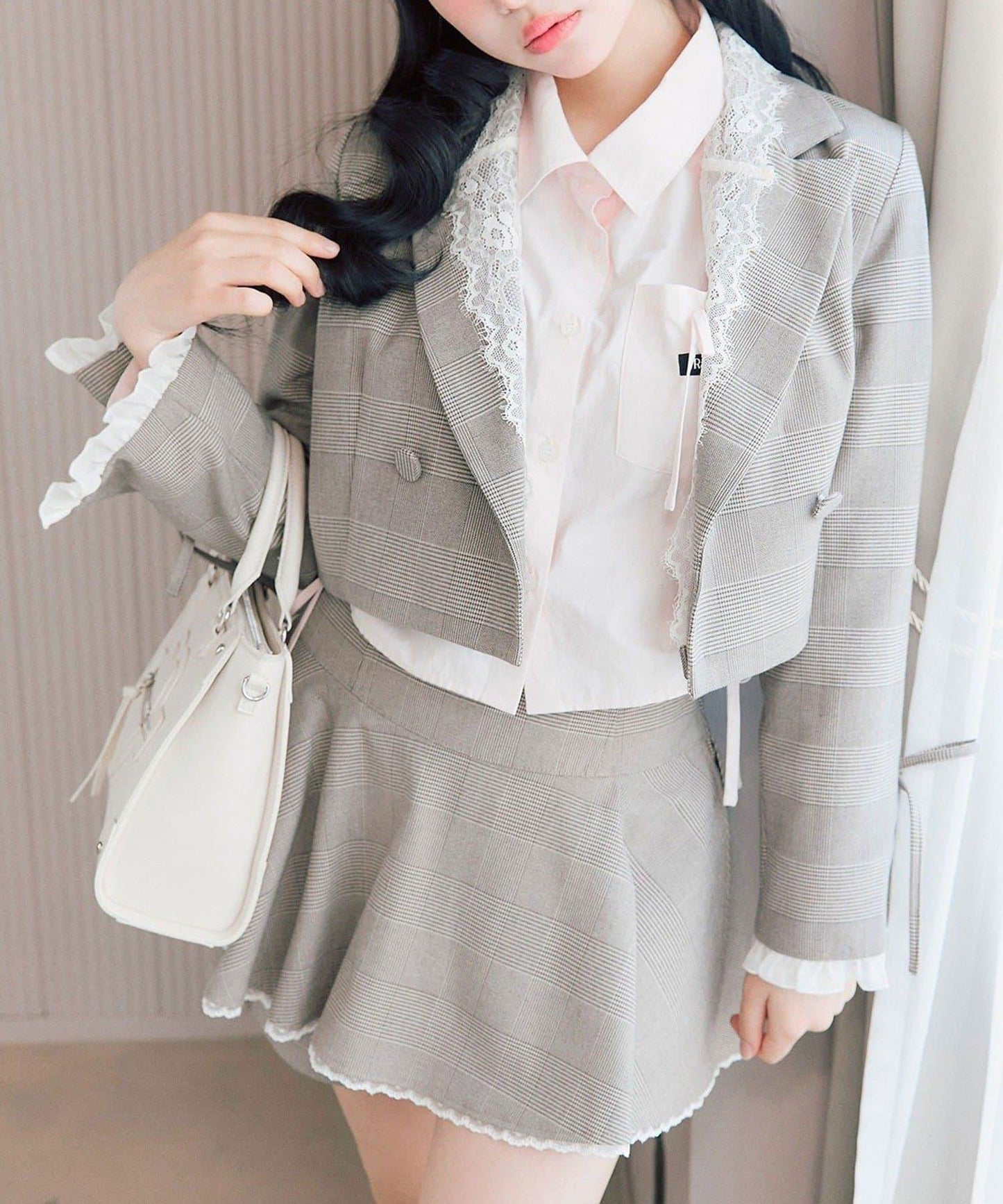 OLIVE des OLIVE 短款蕾絲領西裝外套
