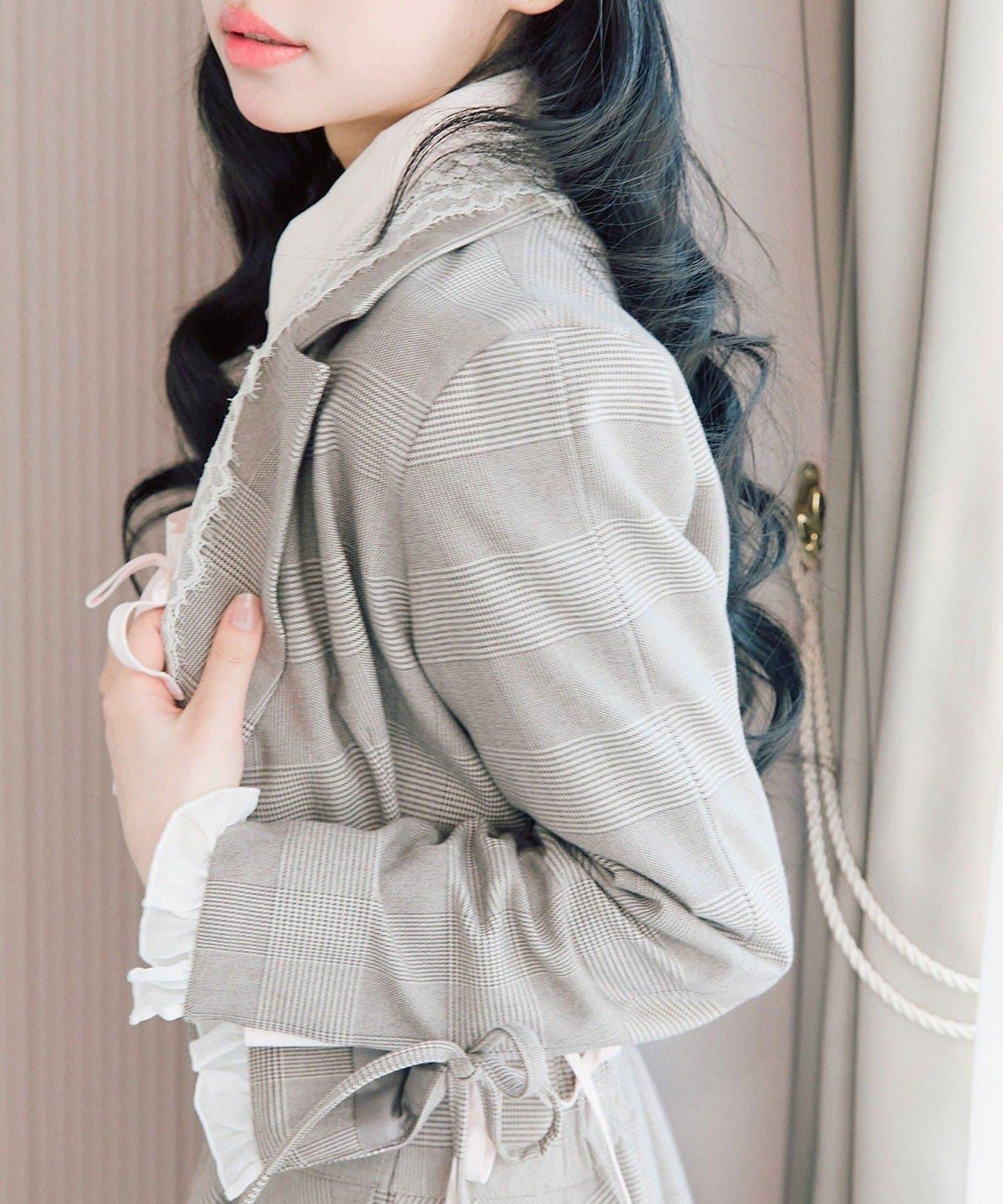 OLIVE des OLIVE 短款蕾絲領西裝外套