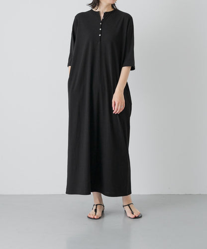 亨利領連衣裙