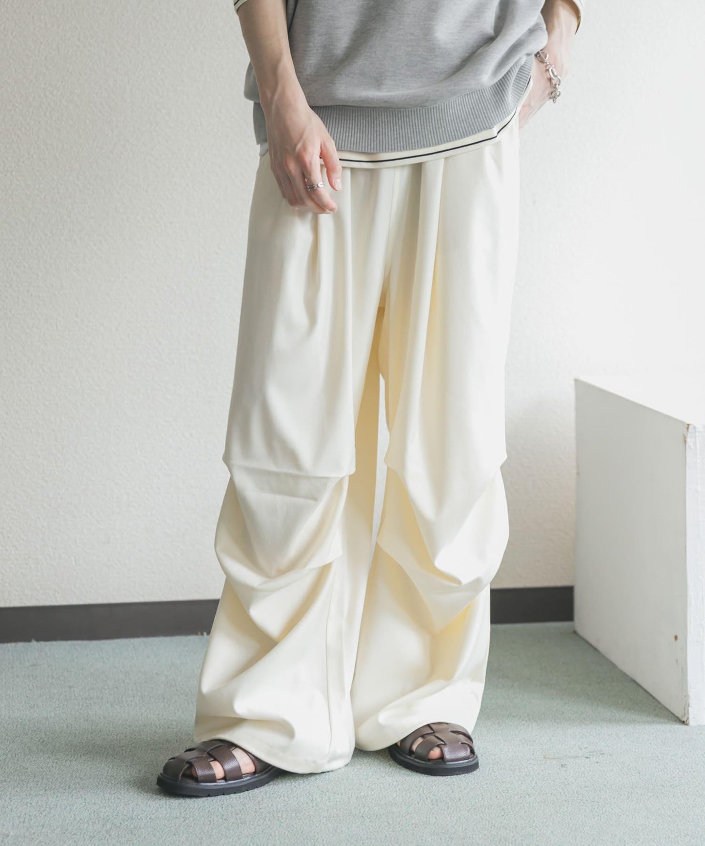 色織布降落傘休閒褲