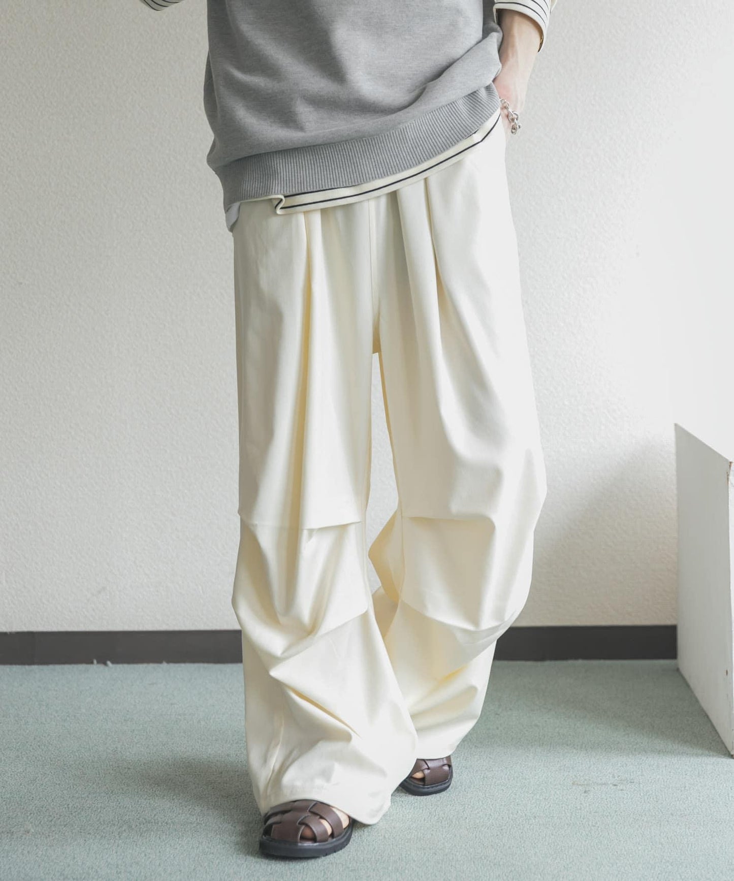 色織布降落傘休閒褲