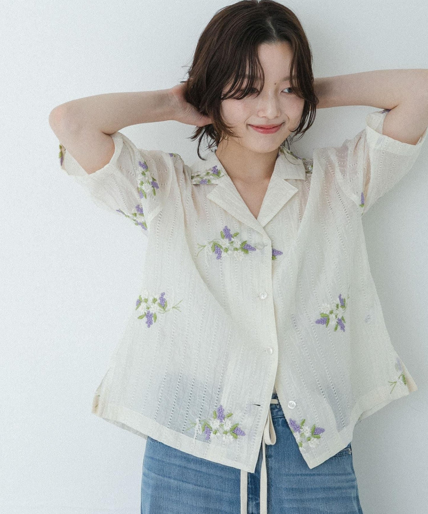 花卉刺繡提花襯衫