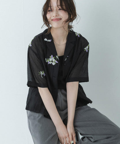 花卉刺繡提花襯衫