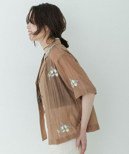 花卉刺繡提花襯衫