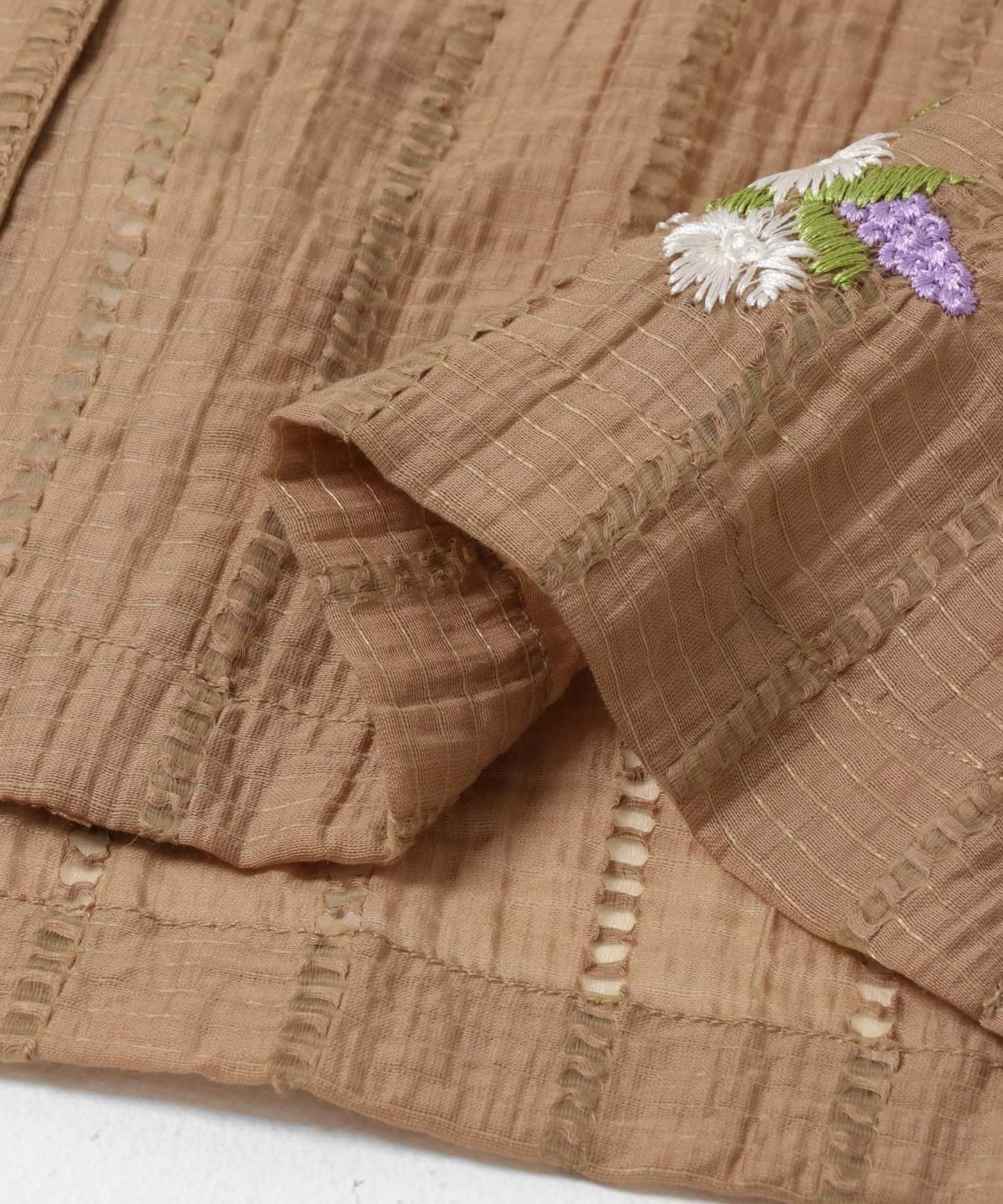 花卉刺繡提花襯衫