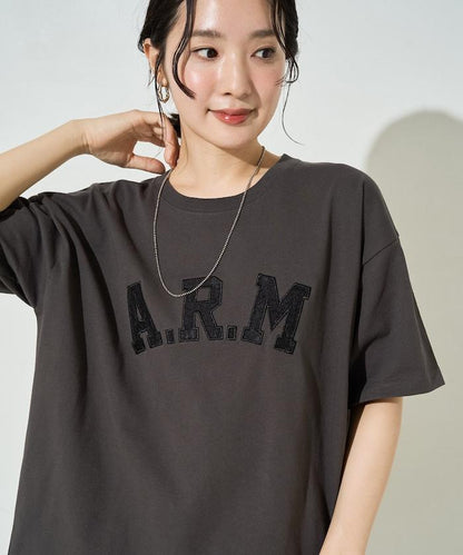 ARM 蕾絲拼接刺繡短袖T恤