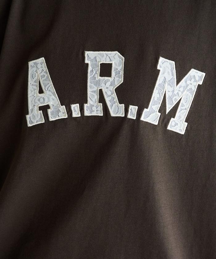 ARM 蕾絲拼接刺繡短袖T恤