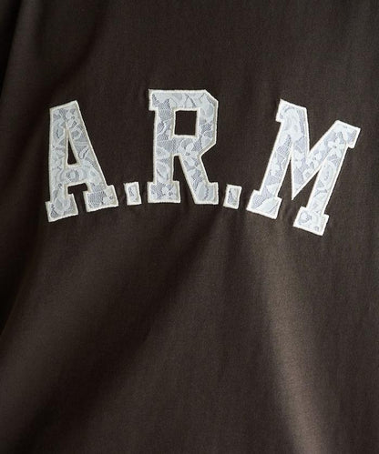 ARM 蕾絲拼接刺繡短袖T恤