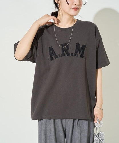 ARM 蕾絲拼接刺繡短袖T恤