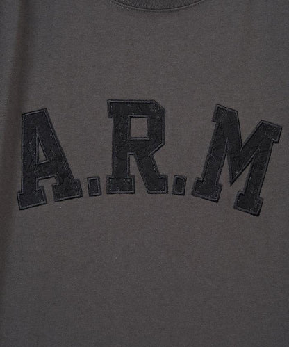 ARM 蕾絲拼接刺繡短袖T恤