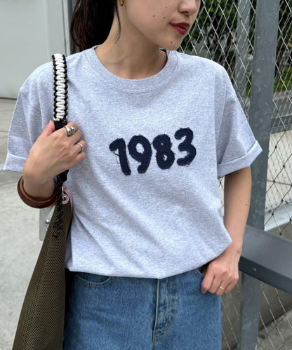 網絡限定 UNISEX 1983貼布 T恤