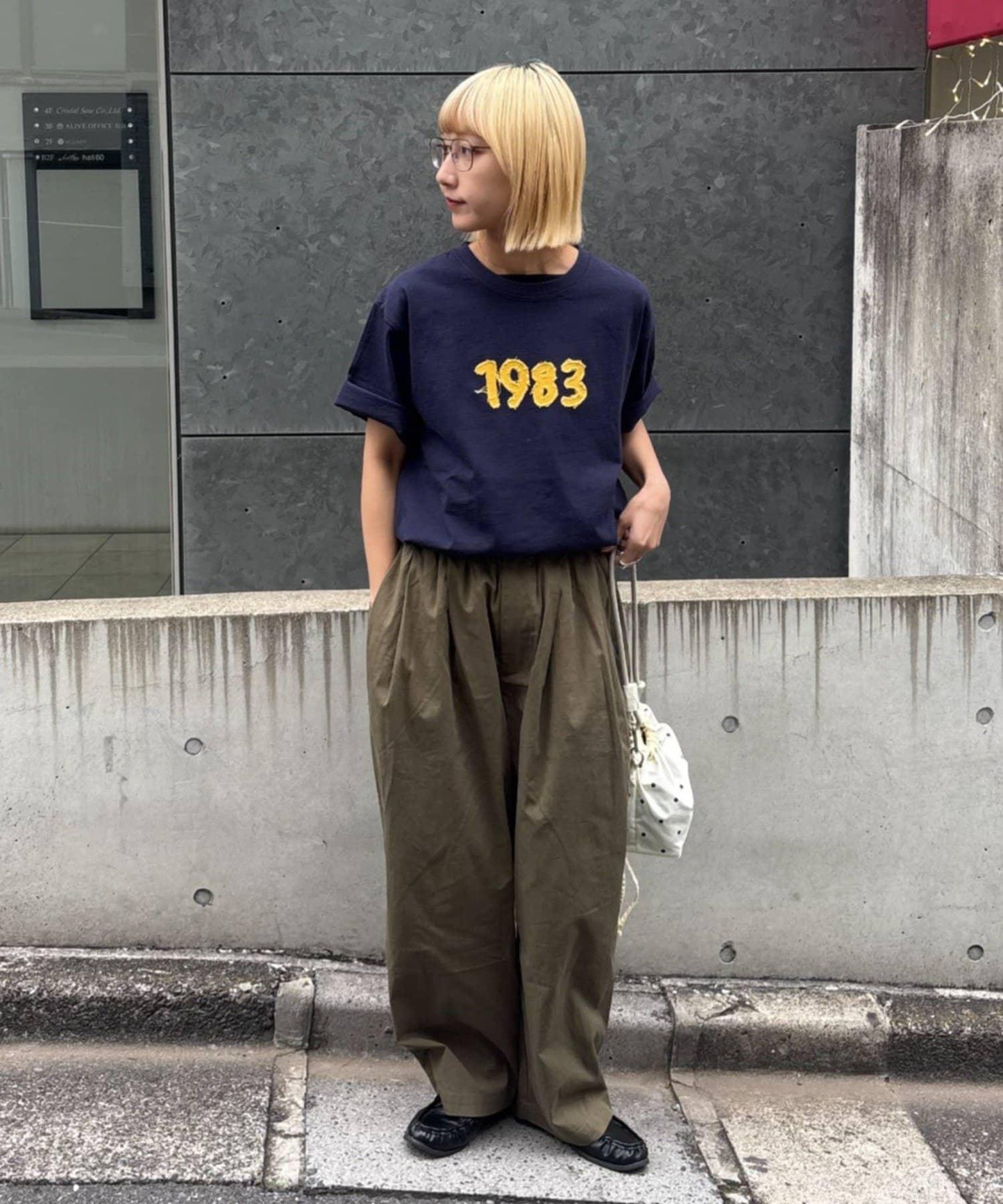 網絡限定 UNISEX 1983貼布 T恤